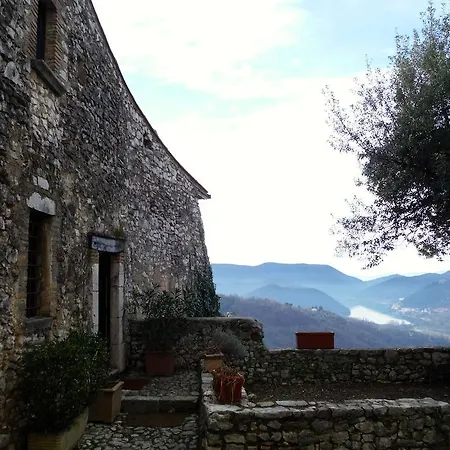 Casa Due Archi Labro